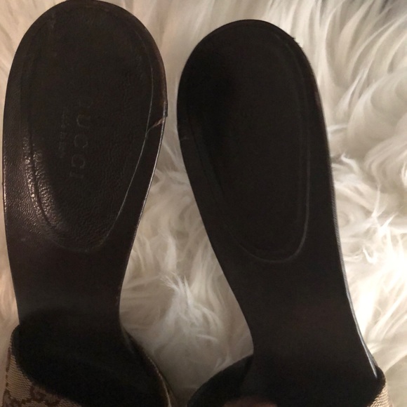 Authentic Gucci sandals - Picture 5 of 9